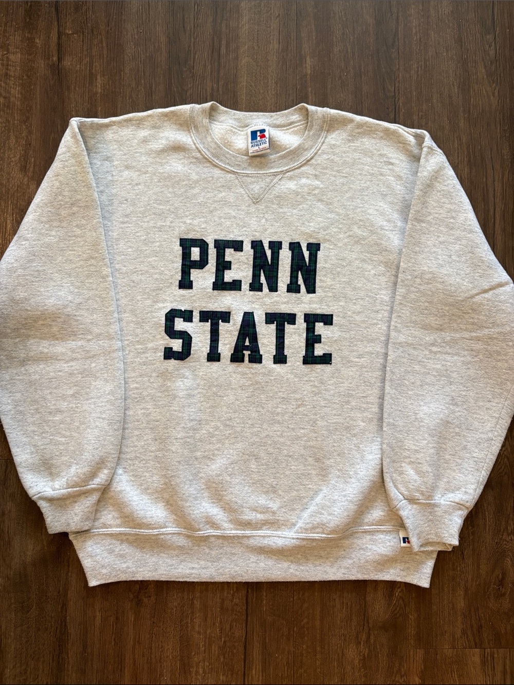 Vintage Russell athletic men’s large Penn State crewneck plaid stitched logo